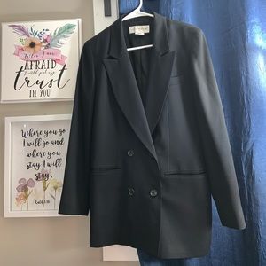 Jones New York thigh long blazer